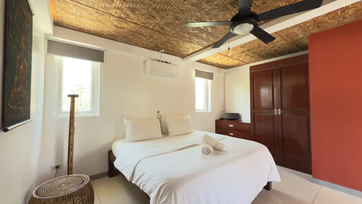 Beachfront Honeymoon Suite