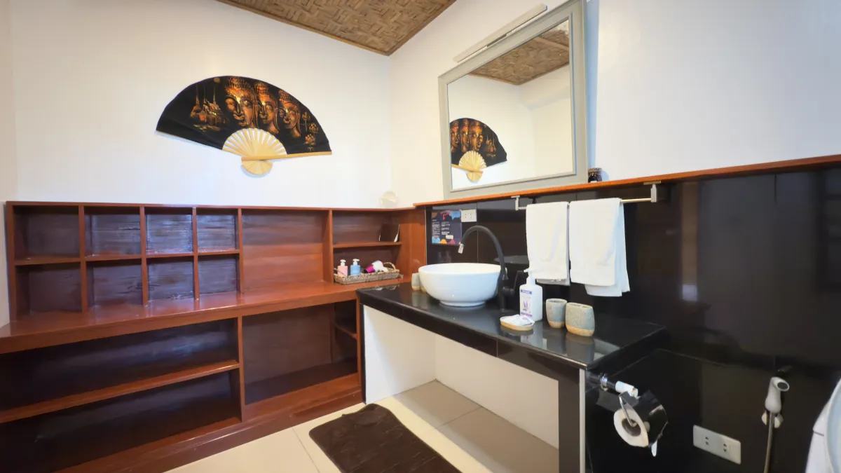 Beachfront Honeymoon Suite